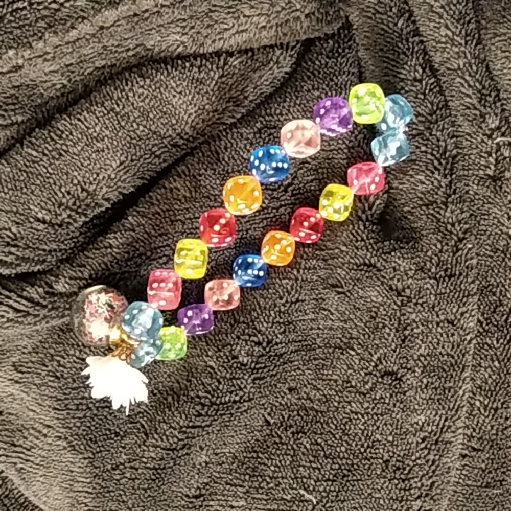 Bracelets - Picture 2 of 3